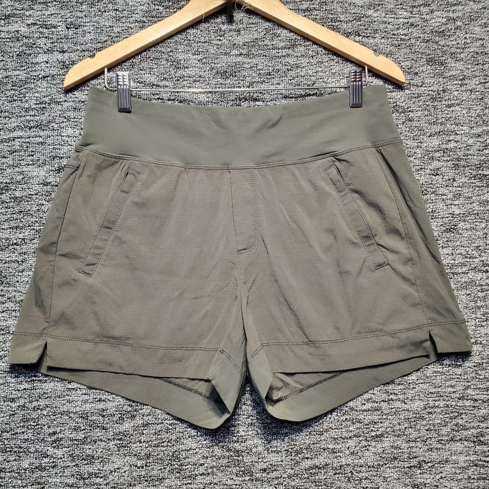Athleta Trekkie North Short Women‎ 10 Green Hiking Athletic Outdoor Activewear
